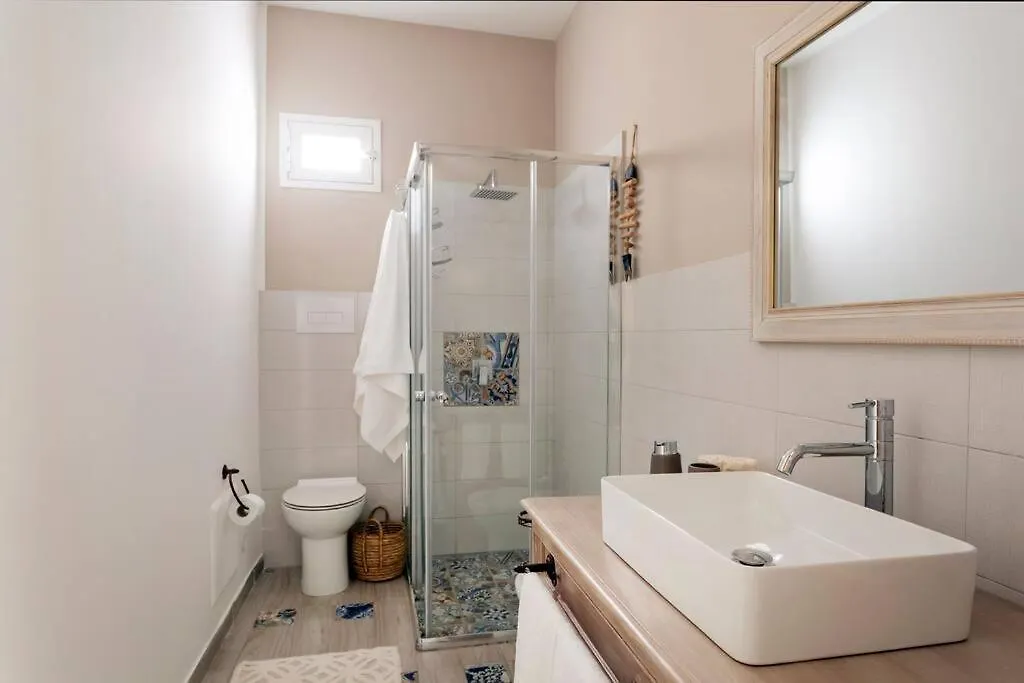 Villa Marina Sant'Elia 산타플라비아 0*,