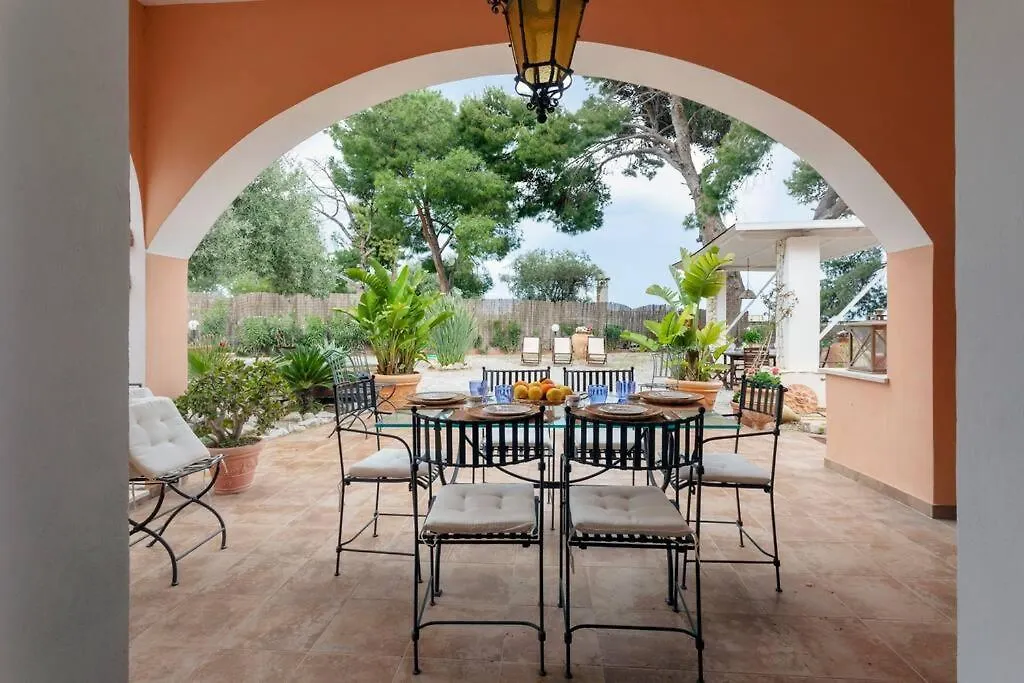 Villa Marina Sant'Elia 산타플라비아 이탈리아